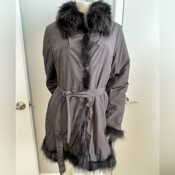 1 Madison Coat - Picture 2 of 9